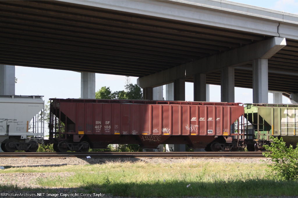 BNSF 467186